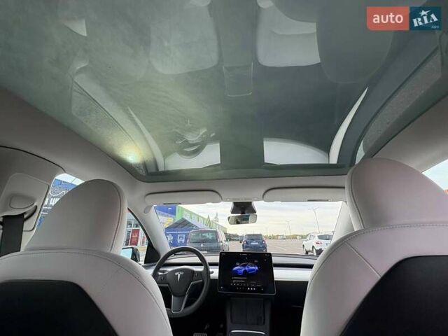 Черный Тесла Model Y, объемом двигателя 0 л и пробегом 34 тыс. км за 25000 $, фото 18 на Automoto.ua