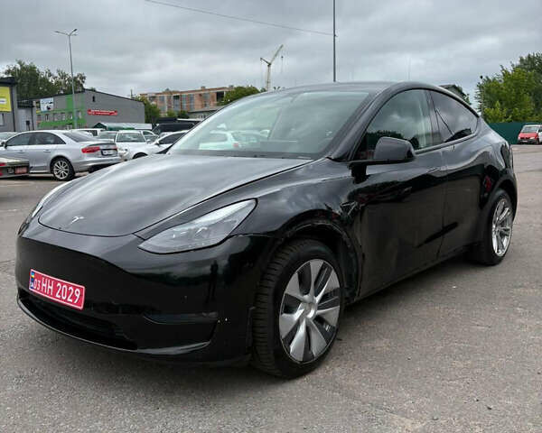 Тесла Model Y 2023 в Ровно на Automoto.ua Черный Тесла Model Y, объемом двигателя 0 л и пробегом 27 тыс. км за 27500 $, фото 2 на Automoto.ua