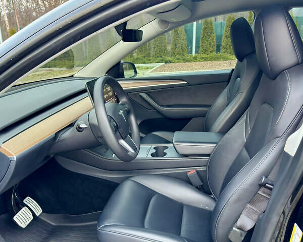 Чорний Тесла Model Y, об'ємом двигуна 0 л та пробігом 66 тис. км за 34500 $, фото 10 на Automoto.ua