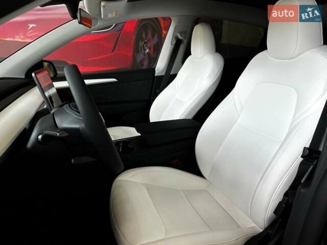 Чорний Тесла Model Y, об'ємом двигуна 0 л та пробігом 49 тис. км за 50000 $, фото 7 на Automoto.ua