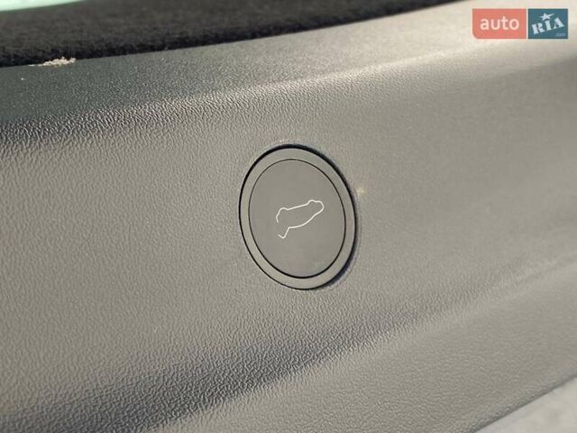 Чорний Тесла Model Y, об'ємом двигуна 0 л та пробігом 14 тис. км за 31990 $, фото 17 на Automoto.ua