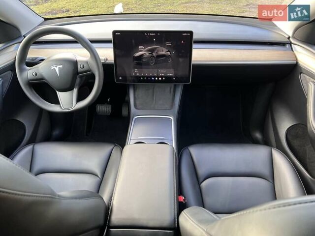 Черный Тесла Model Y, объемом двигателя 0 л и пробегом 36 тыс. км за 24500 $, фото 9 на Automoto.ua
