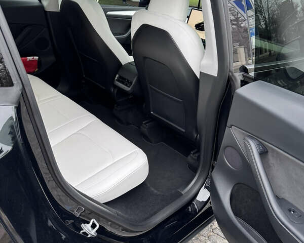 Чорний Тесла Model Y, об'ємом двигуна 0 л та пробігом 13 тис. км за 39900 $, фото 5 на Automoto.ua