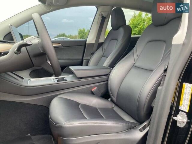 Чорний Тесла Model Y, об'ємом двигуна 0 л та пробігом 14 тис. км за 31990 $, фото 9 на Automoto.ua
