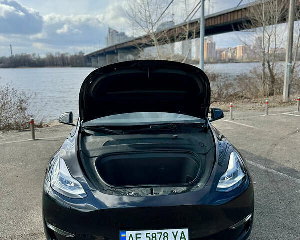 Черный Тесла Model Y, объемом двигателя 0 л и пробегом 29 тыс. км за 27077 $, фото 49 на Automoto.ua