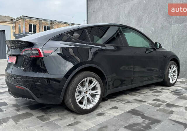 Чорний Тесла Model Y, об'ємом двигуна 0 л та пробігом 44 тис. км за 25500 $, фото 13 на Automoto.ua