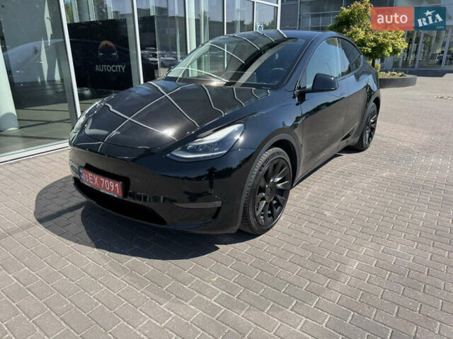 Чорний Тесла Model Y, об'ємом двигуна 0 л та пробігом 28 тис. км за 33000 $, фото 1 на Automoto.ua