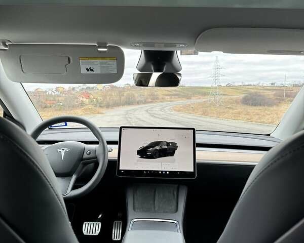 Черный Тесла Model Y, объемом двигателя 0 л и пробегом 10 тыс. км за 29800 $, фото 29 на Automoto.ua