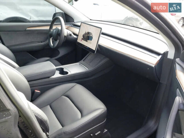 Чорний Тесла Model Y, об'ємом двигуна 0 л та пробігом 11 тис. км за 17900 $, фото 10 на Automoto.ua