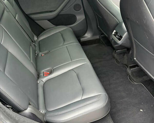 Чорний Тесла Model Y, об'ємом двигуна 0 л та пробігом 27 тис. км за 27399 $, фото 18 на Automoto.ua