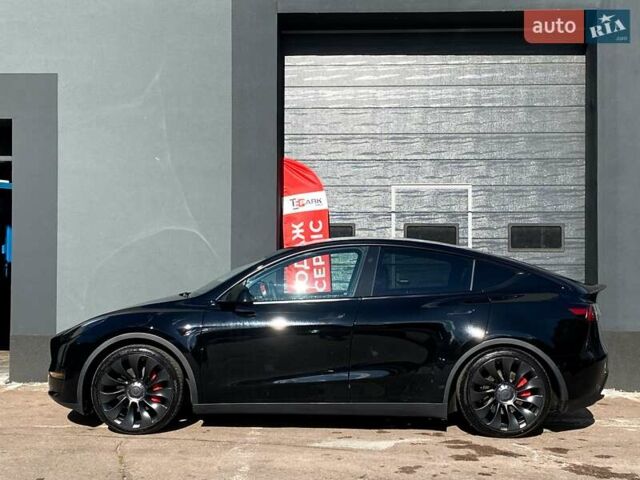 Черный Тесла Model Y, объемом двигателя 0 л и пробегом 17 тыс. км за 34500 $, фото 4 на Automoto.ua