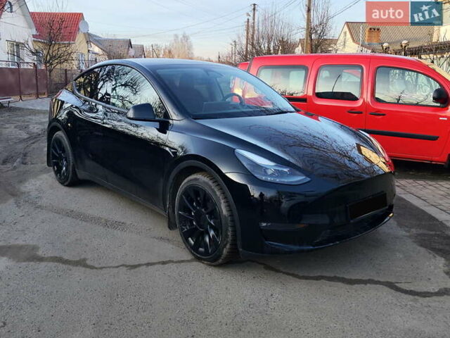 Черный Тесла Model Y, объемом двигателя 0 л и пробегом 19 тыс. км за 30900 $, фото 2 на Automoto.ua