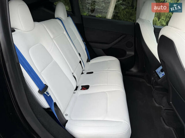 Черный Тесла Model Y, объемом двигателя 0 л и пробегом 32 тыс. км за 33700 $, фото 16 на Automoto.ua