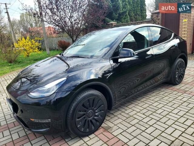 Черный Тесла Model Y, объемом двигателя 0 л и пробегом 34 тыс. км за 25000 $, фото 1 на Automoto.ua