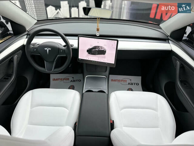 Черный Тесла Model Y, объемом двигателя 0 л и пробегом 32 тыс. км за 29900 $, фото 15 на Automoto.ua