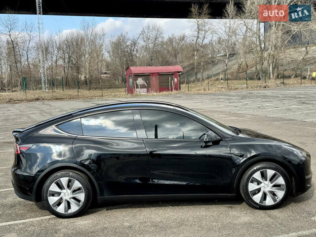 Черный Тесла Model Y, объемом двигателя 0 л и пробегом 29 тыс. км за 27077 $, фото 22 на Automoto.ua