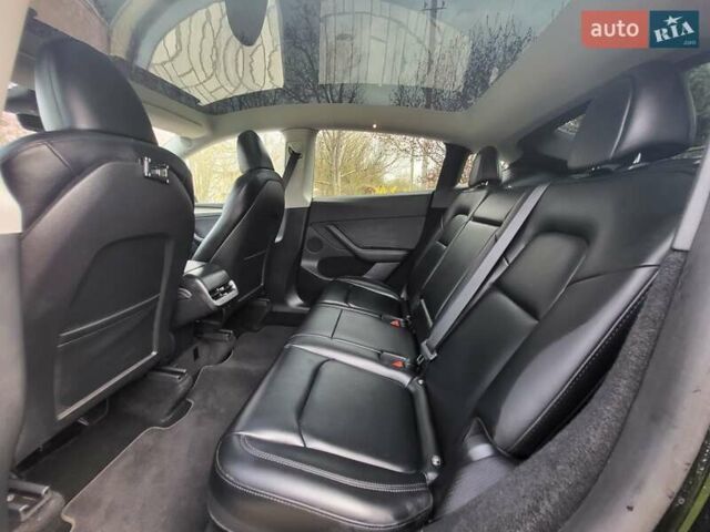 Черный Тесла Model Y, объемом двигателя 0 л и пробегом 34 тыс. км за 25000 $, фото 9 на Automoto.ua