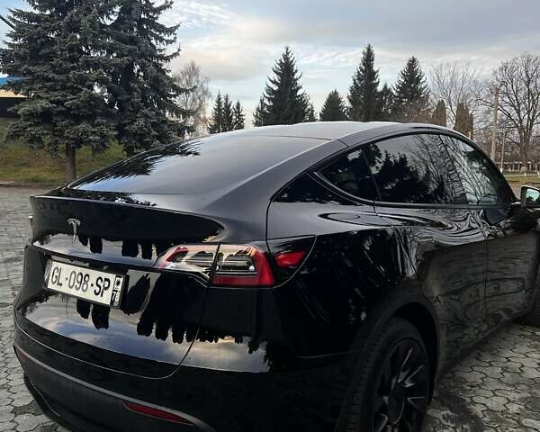 Черный Тесла Model Y, объемом двигателя 0 л и пробегом 64 тыс. км за 29100 $, фото 5 на Automoto.ua