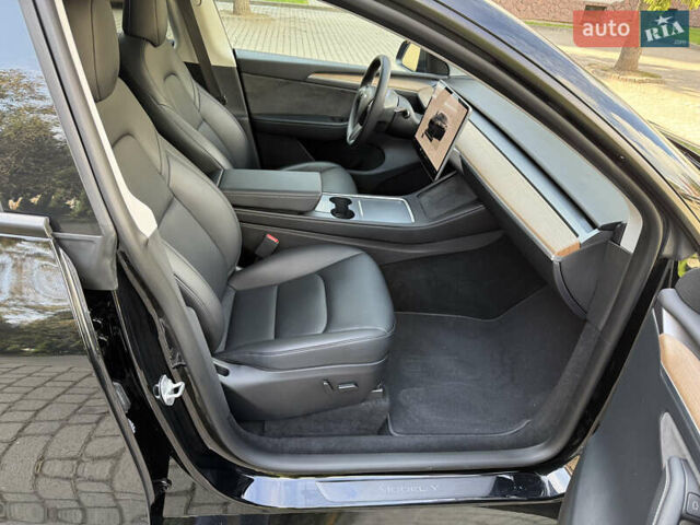 Черный Тесла Model Y, объемом двигателя 0 л и пробегом 58 тыс. км за 27500 $, фото 14 на Automoto.ua