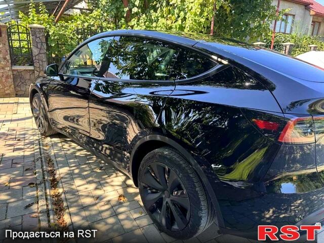 Черный Тесла Model Y, объемом двигателя 0 л и пробегом 0 тыс. км за 41160 $, фото 3 на Automoto.ua