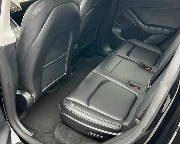 Чорний Тесла Model Y, об'ємом двигуна 0 л та пробігом 43 тис. км за 29700 $, фото 6 на Automoto.ua