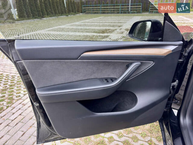 Чорний Тесла Model Y, об'ємом двигуна 0 л та пробігом 66 тис. км за 34500 $, фото 19 на Automoto.ua