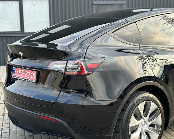 Черный Тесла Model Y, объемом двигателя 0 л и пробегом 39 тыс. км за 25000 $, фото 2 на Automoto.ua