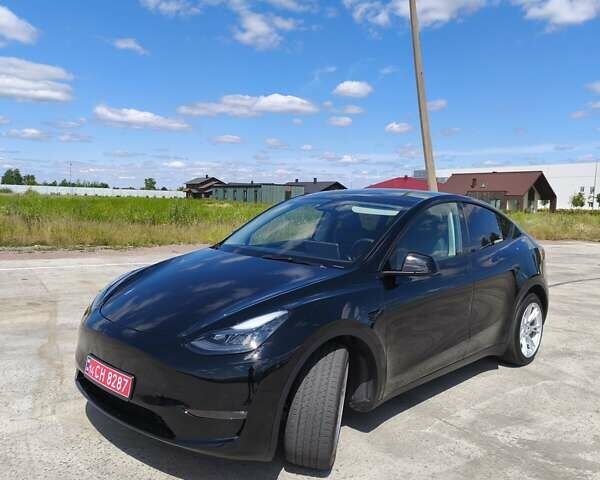 Черный Тесла Model Y, объемом двигателя 0 л и пробегом 63 тыс. км за 25300 $, фото 4 на Automoto.ua
