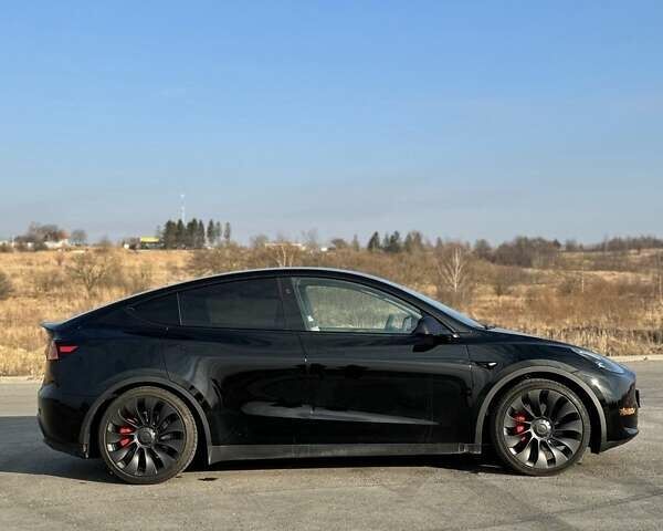 Черный Тесла Model Y, объемом двигателя 0 л и пробегом 10 тыс. км за 29800 $, фото 10 на Automoto.ua