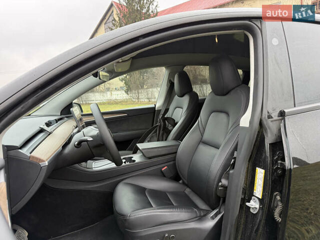 Чорний Тесла Model Y, об'ємом двигуна 0 л та пробігом 18 тис. км за 27998 $, фото 7 на Automoto.ua