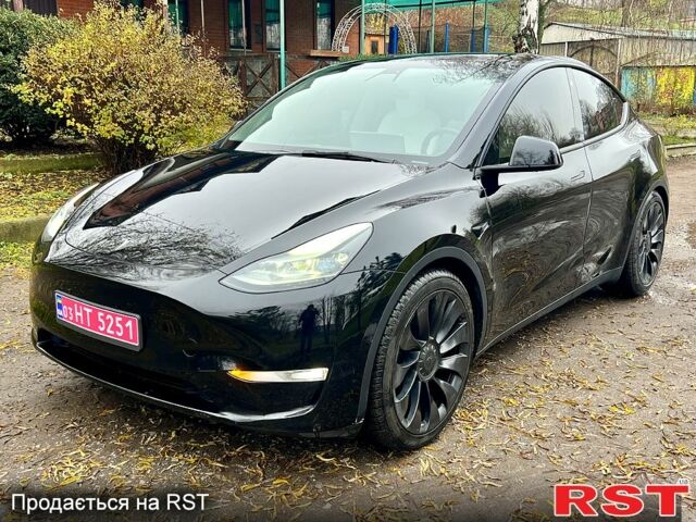 Черный Тесла Model Y, объемом двигателя 0.39 л и пробегом 71 тыс. км за 24400 $, фото 8 на Automoto.ua