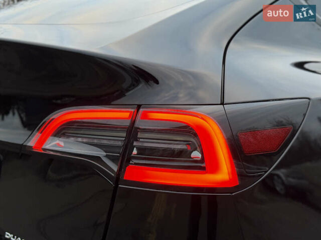Черный Тесла Model Y, объемом двигателя 0 л и пробегом 19 тыс. км за 36500 $, фото 33 на Automoto.ua