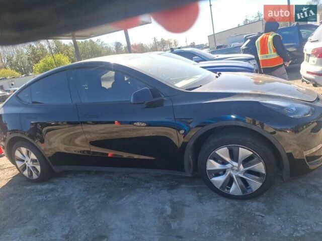 Черный Тесла Model Y, объемом двигателя 0 л и пробегом 60 тыс. км за 13900 $, фото 2 на Automoto.ua