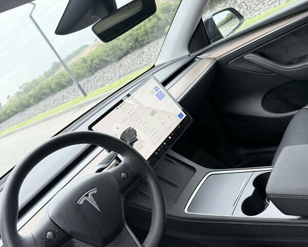 Чорний Тесла Model Y, об'ємом двигуна 0 л та пробігом 22 тис. км за 32900 $, фото 25 на Automoto.ua