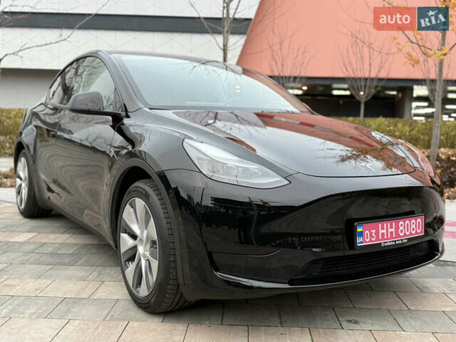 Черный Тесла Model Y, объемом двигателя 0 л и пробегом 48 тыс. км за 31500 $, фото 3 на Automoto.ua
