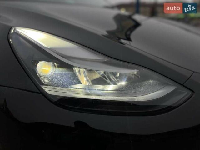 Черный Тесла Model Y, объемом двигателя 0 л и пробегом 19 тыс. км за 33000 $, фото 17 на Automoto.ua