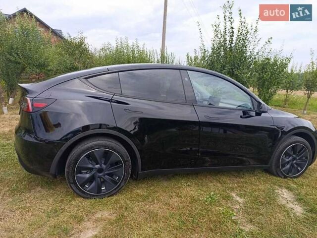 Черный Тесла Model Y, объемом двигателя 0 л и пробегом 16 тыс. км за 31000 $, фото 4 на Automoto.ua