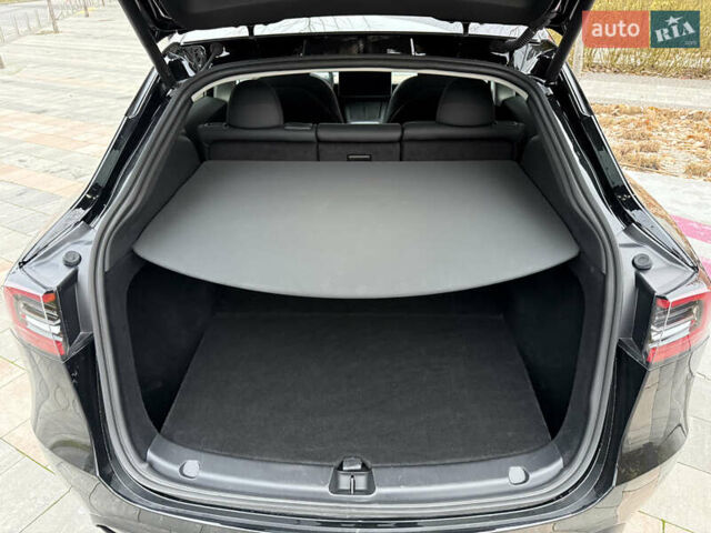 Черный Тесла Model Y, объемом двигателя 0 л и пробегом 48 тыс. км за 31500 $, фото 20 на Automoto.ua