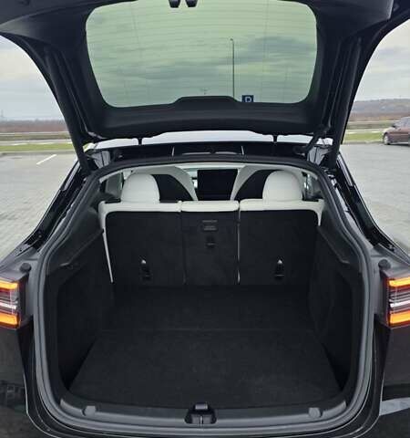 Чорний Тесла Model Y, об'ємом двигуна 0 л та пробігом 8 тис. км за 33000 $, фото 12 на Automoto.ua