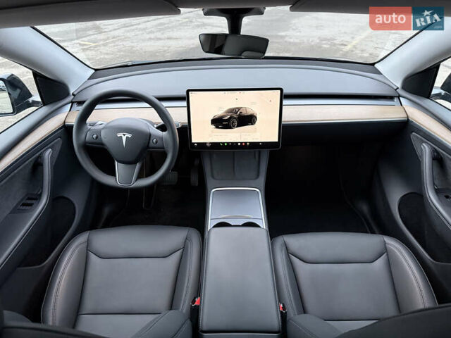Черный Тесла Model Y, объемом двигателя 0 л и пробегом 19 тыс. км за 36500 $, фото 56 на Automoto.ua