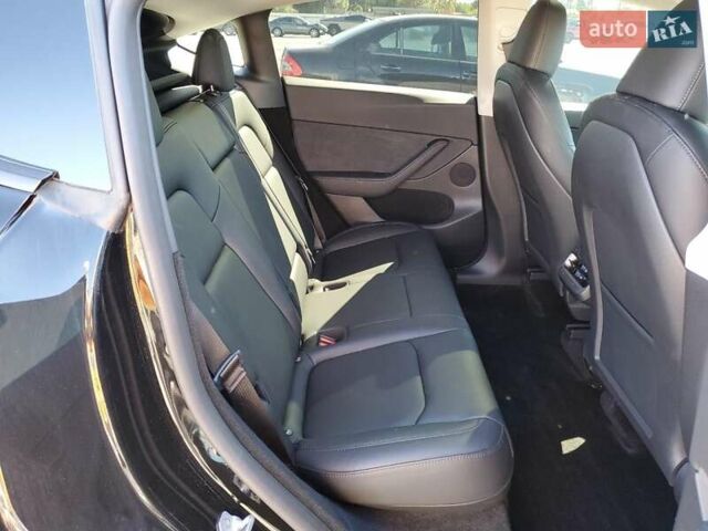 Черный Тесла Model Y, объемом двигателя 0 л и пробегом 32 тыс. км за 12700 $, фото 9 на Automoto.ua