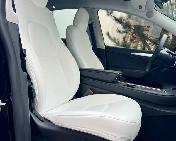 Черный Тесла Model Y, объемом двигателя 0 л и пробегом 71 тыс. км за 24400 $, фото 29 на Automoto.ua