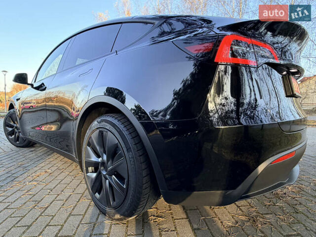 Черный Тесла Model Y, объемом двигателя 0 л и пробегом 4 тыс. км за 29800 $, фото 11 на Automoto.ua