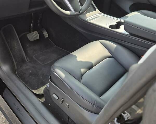 Чорний Тесла Model Y, об'ємом двигуна 0 л та пробігом 56 тис. км за 32000 $, фото 5 на Automoto.ua