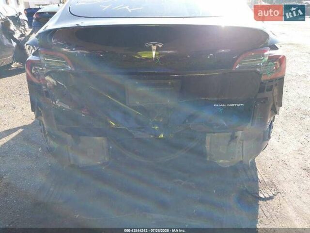 Чорний Тесла Model Y, об'ємом двигуна 0 л та пробігом 62 тис. км за 17800 $, фото 4 на Automoto.ua
