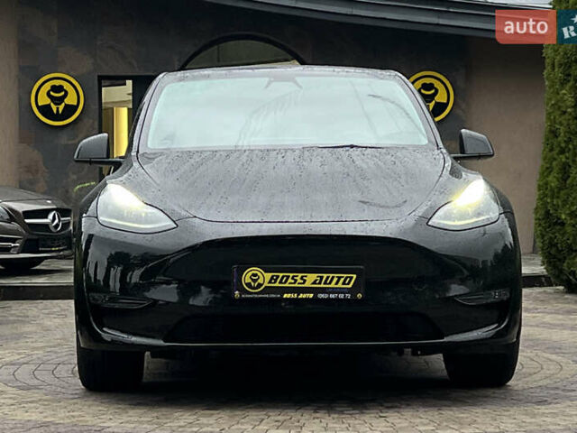 Черный Тесла Model Y, объемом двигателя 0 л и пробегом 10 тыс. км за 34900 $, фото 1 на Automoto.ua