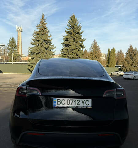 Чорний Тесла Model Y, об'ємом двигуна 0 л та пробігом 26 тис. км за 35000 $, фото 1 на Automoto.ua