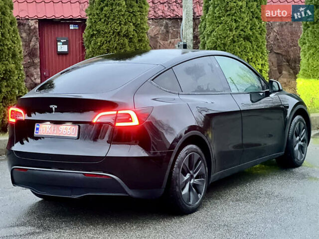 Черный Тесла Model Y, объемом двигателя 0 л и пробегом 5 тыс. км за 33800 $, фото 6 на Automoto.ua