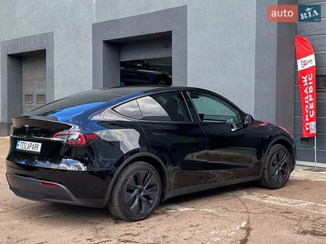 Чорний Тесла Model Y, об'ємом двигуна 0 л та пробігом 11 тис. км за 33000 $, фото 8 на Automoto.ua