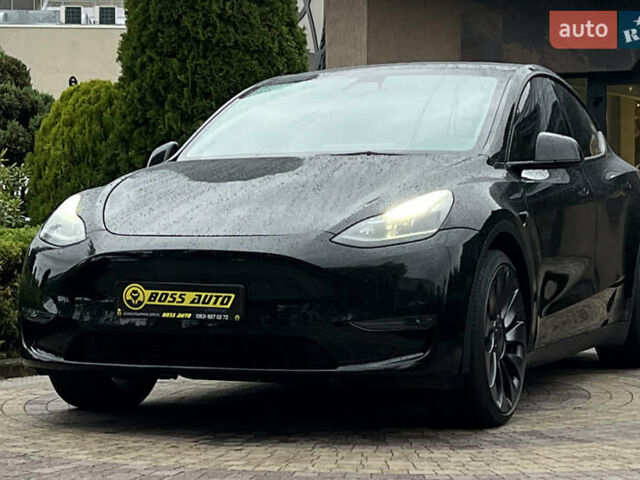 Черный Тесла Model Y, объемом двигателя 0 л и пробегом 10 тыс. км за 34900 $, фото 2 на Automoto.ua